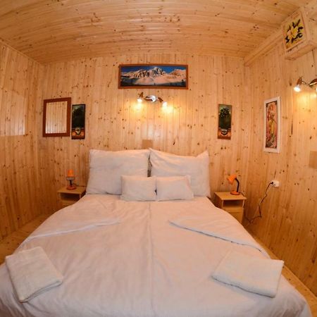 Malom Apartman Derekegyhaz Экстерьер фото
