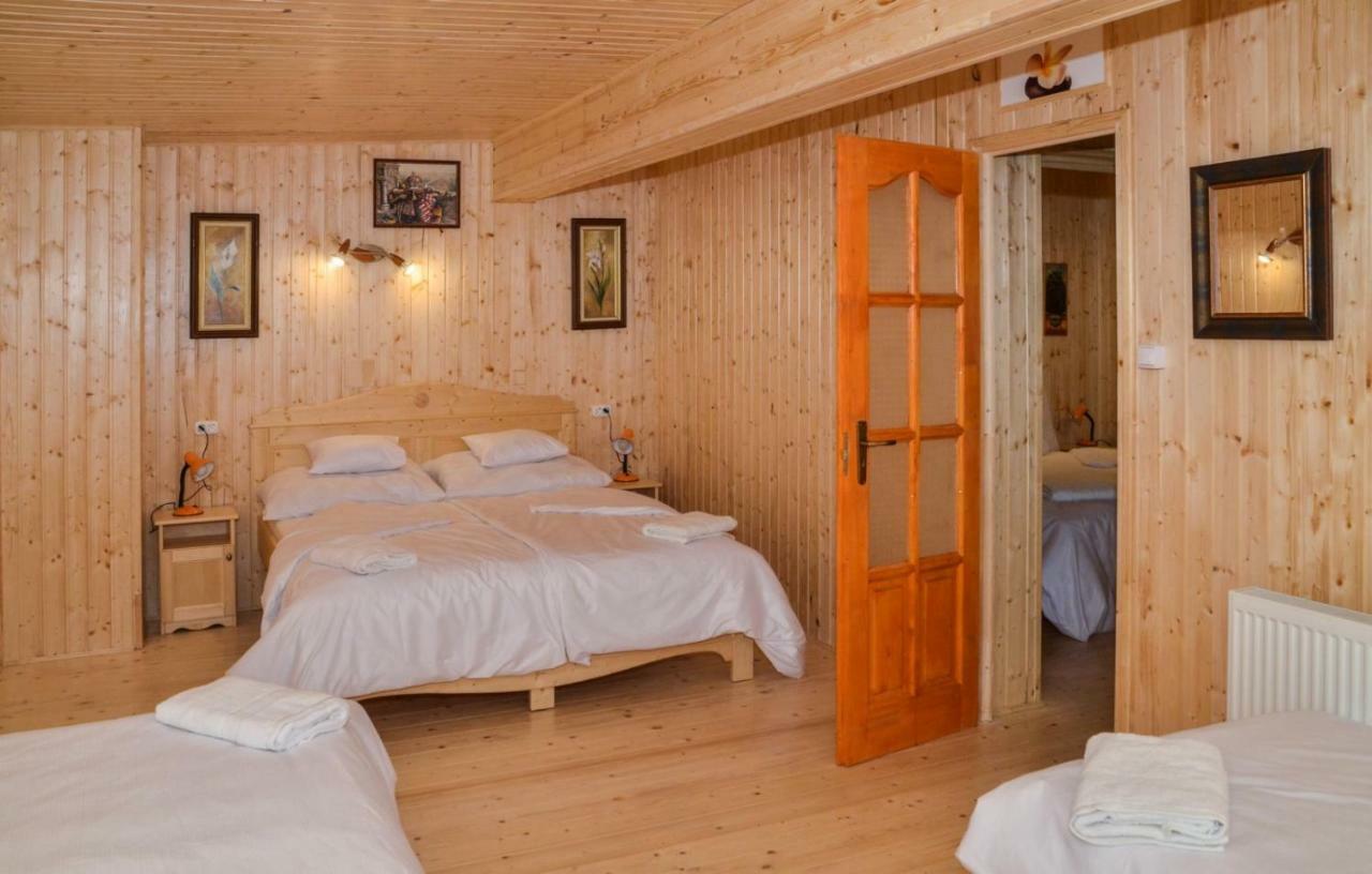 Malom Apartman Derekegyhaz Экстерьер фото